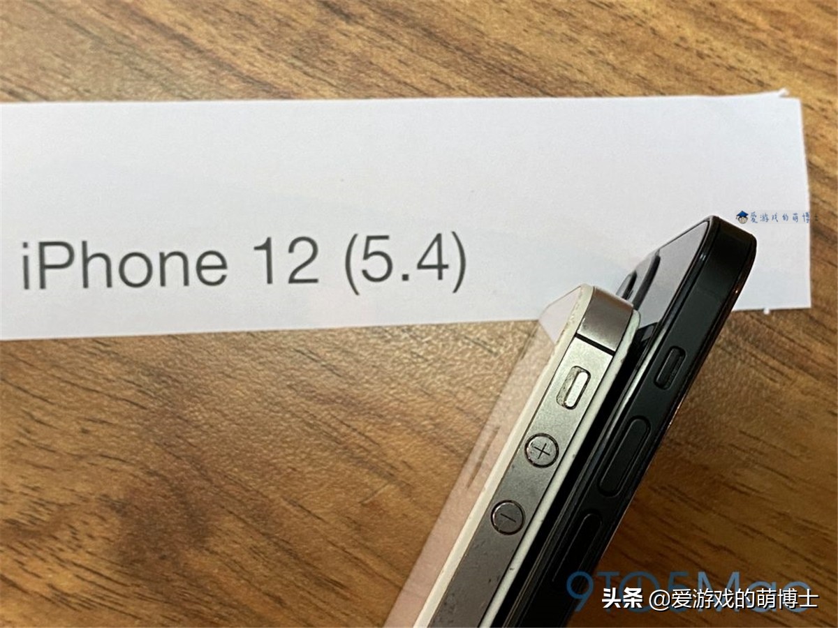 新机将选用苹果4經典造型设计？iPhone 12模型机被曝出