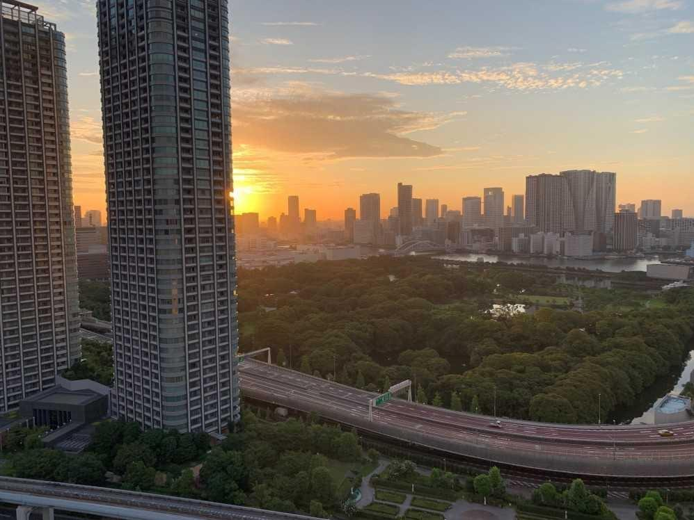 日本东京高层公寓可眺望东京湾，东京塔