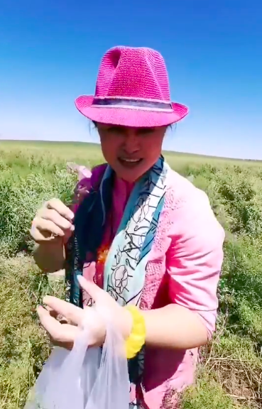 于月仙丈夫送别妻子，曝对方已安葬在北京，夫妻合墓引人泪目