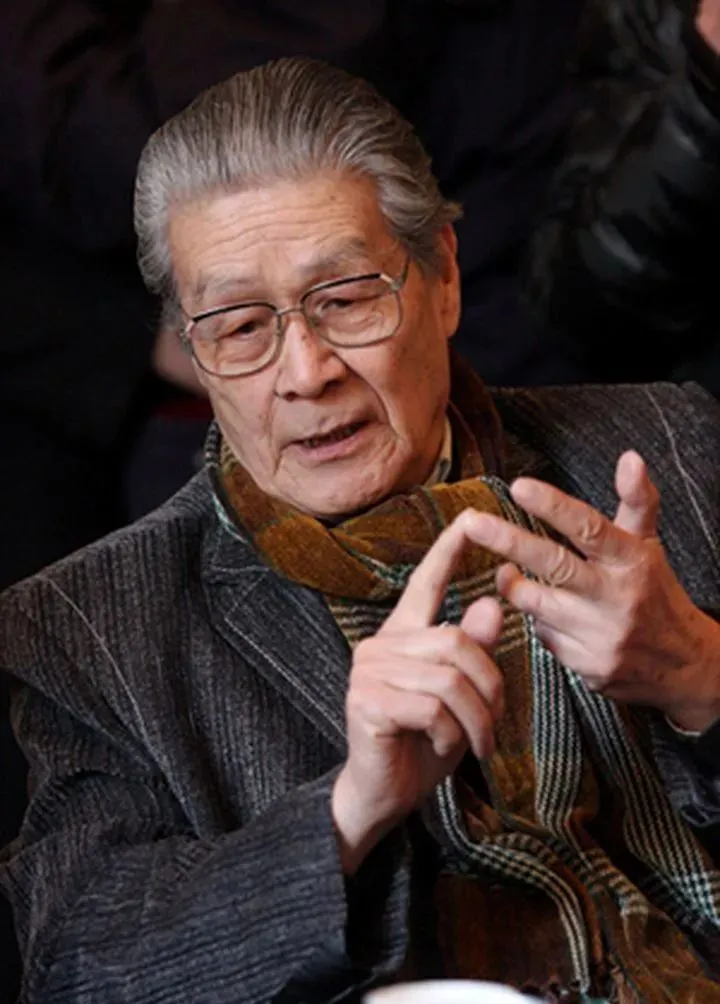 妲己为什么没事儿就给纣王喂葡萄？