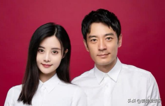 同样是结婚照，别人都化淡妆穿白衬衣，看到p