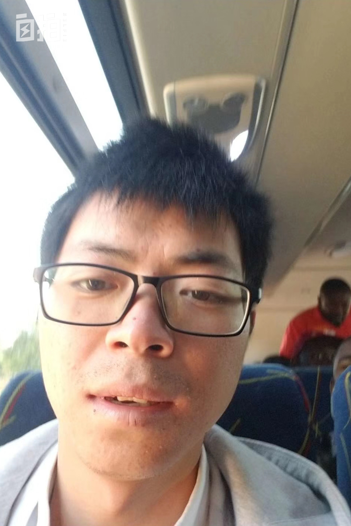 我曾流浪街头、进拘留所，26岁到非洲打工开店，