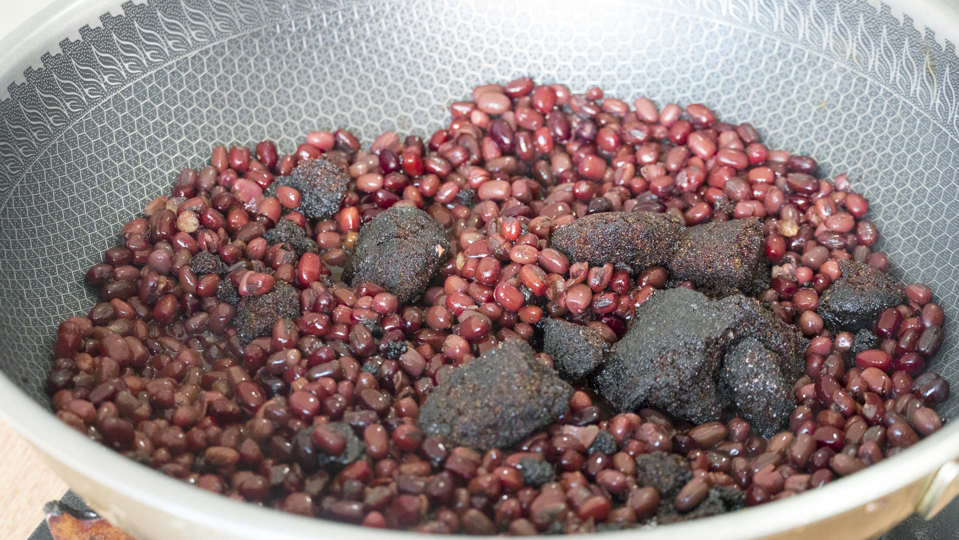 教你在家做正宗家常紅豆糕，色香味全，簡單易學，孩子看了流口水