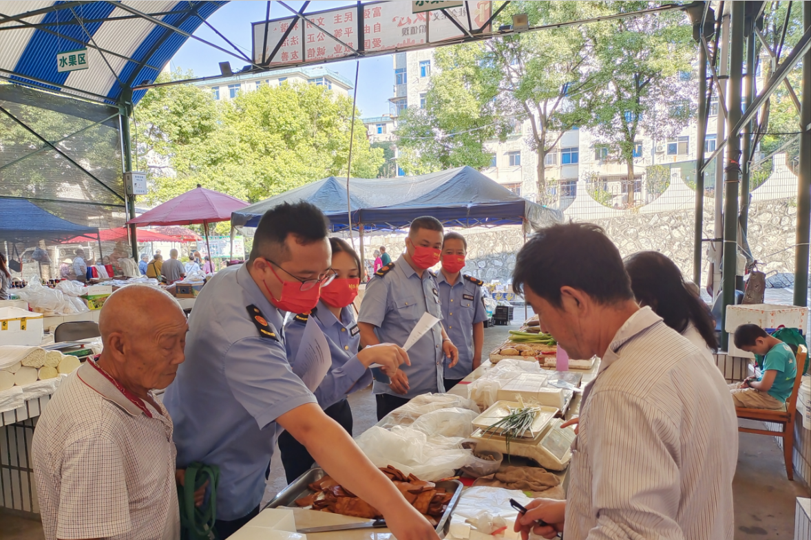 为群众欢度国庆护航 夷陵区市场监管局开展市场专项检查