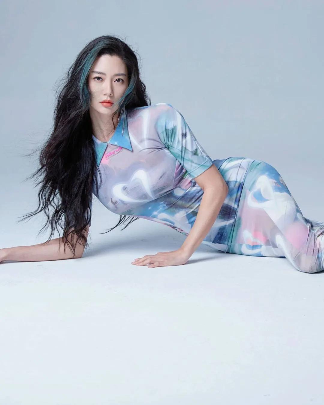 李成敏 全球第二美女「李成敏」婚後依然美艷性感- 資訊咖
