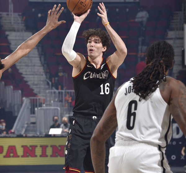 Why has not basket net played a knight? It is 3 tycoons obviously, let Ervine be hit into odd nucleus unluckily