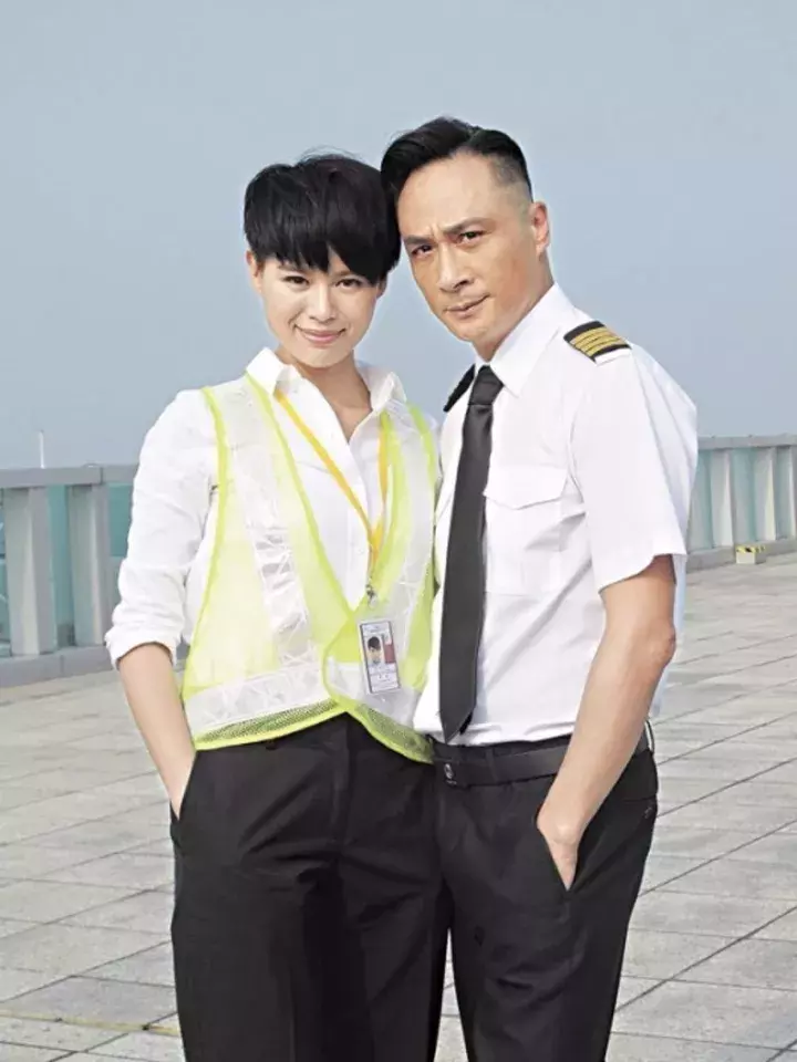 胡杏儿:当年当上港姐也被骂,如今却逆袭成了时尚女王