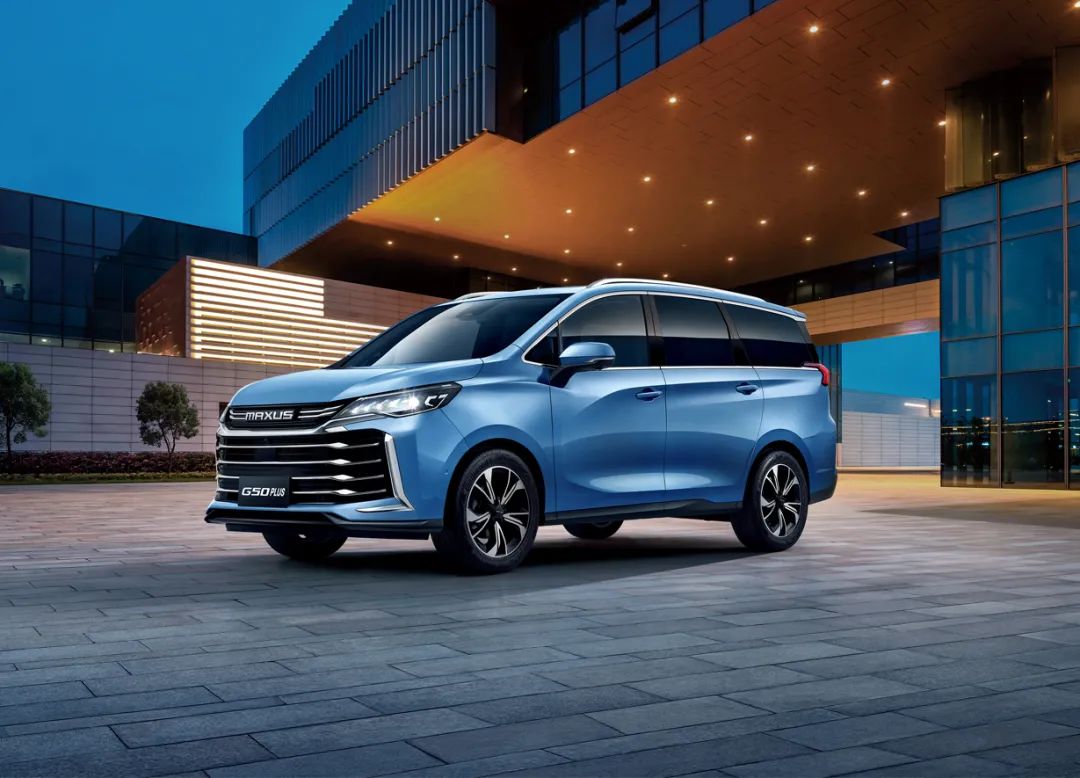 它比传祺M6强多了，堪称家用MPV中的智能担当