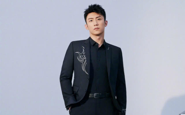 黄景瑜热搜被紧急撤下，对王雨馨控诉只字不提