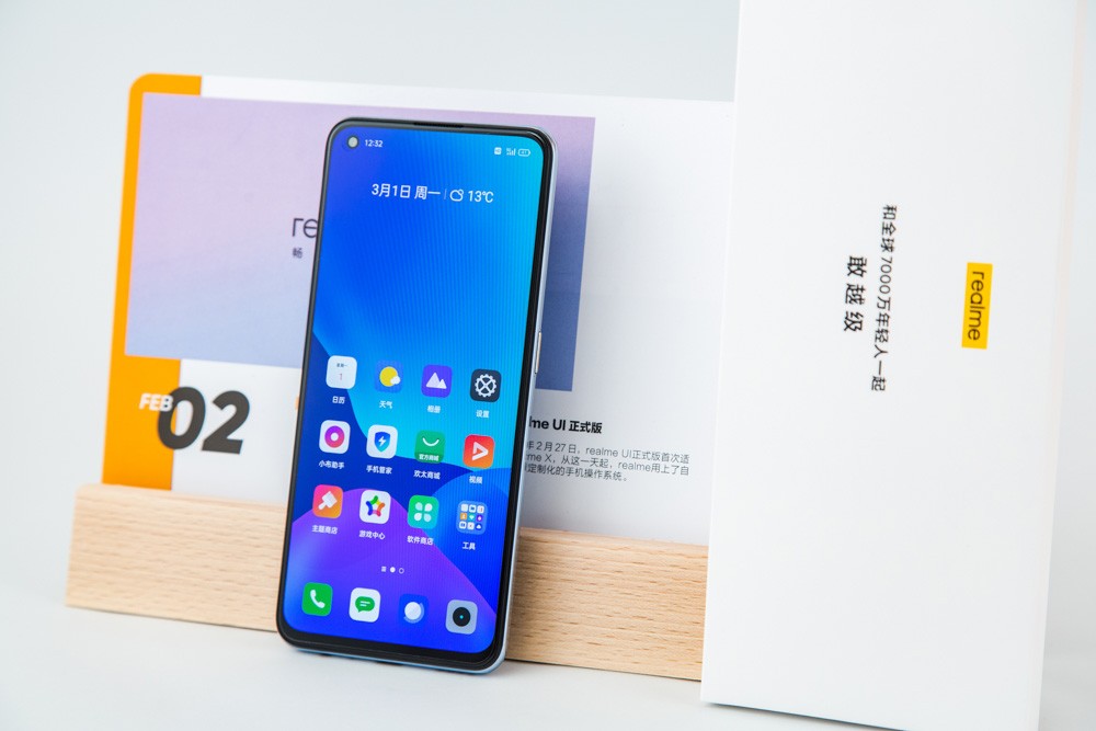 ȫ��ս�񲻸�GT֮����realme ����GT�������