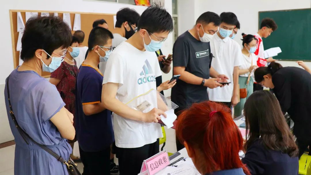 你好，新同学！潍坊恒德实验学校喜迎2021级新生报到