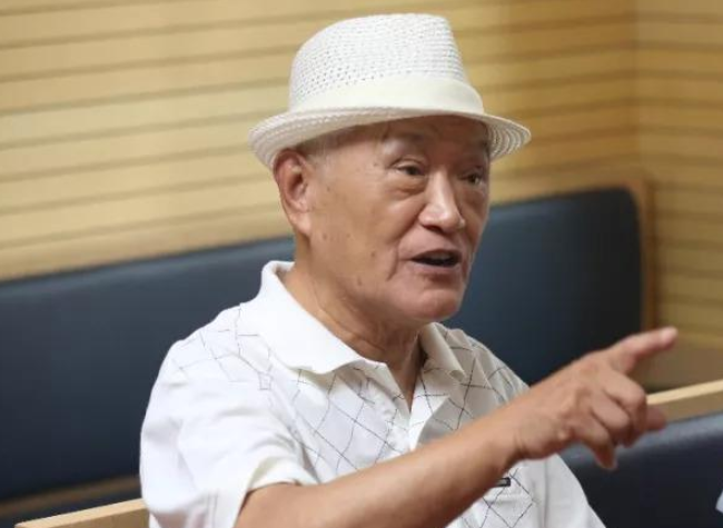 “最低调”的星二代，放弃高薪成“鬼子专业户