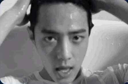 大片|肖战浴室大片晒出眼波流淌当真是郎艳独绝