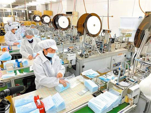 ˥�˵�̨�徭�ã��Ʒ�¢�����������ʰ�ռ���ڣ���С��ҵ�粽����