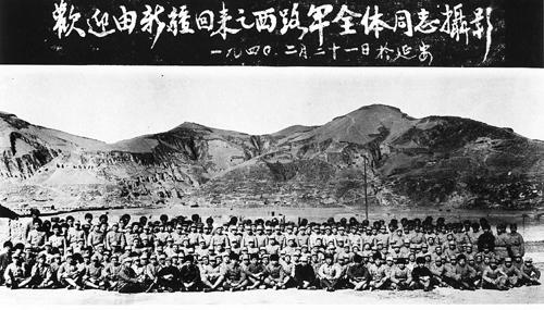 九死一生！西路军召开紧急会议：兵分三路！得