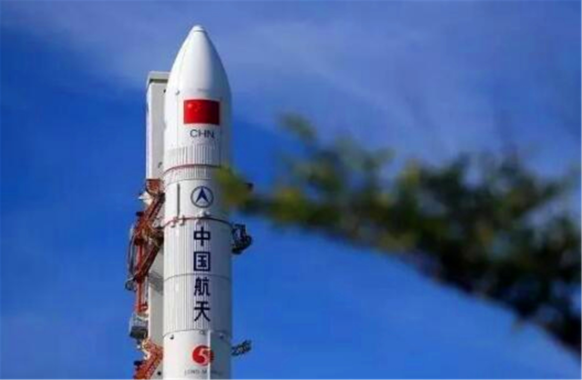 搶救任務(wù)最終失敗，中星18號衛(wèi)星在太空失聯(lián)，損失高達(dá)15個(gè)億