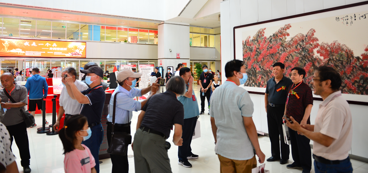 “我是一个兵·许同印画展”今日在邯郸市图书馆开幕