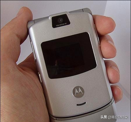 回望一下摩托罗拉手机当初最红的5款手机上, 你是否还记得?