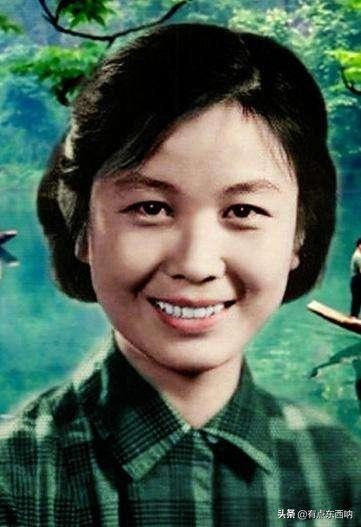 23岁未婚先孕，26岁二婚，“七仙女”严凤英3段坎