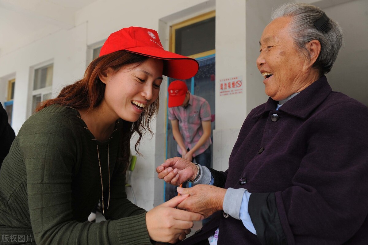 国家明确规定！未来五年养老金差距将越来越小，努力促进共同富裕