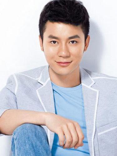 Li Chen was once sharply asked Zhang Xinyu or Fan Bingbing his favorite ...