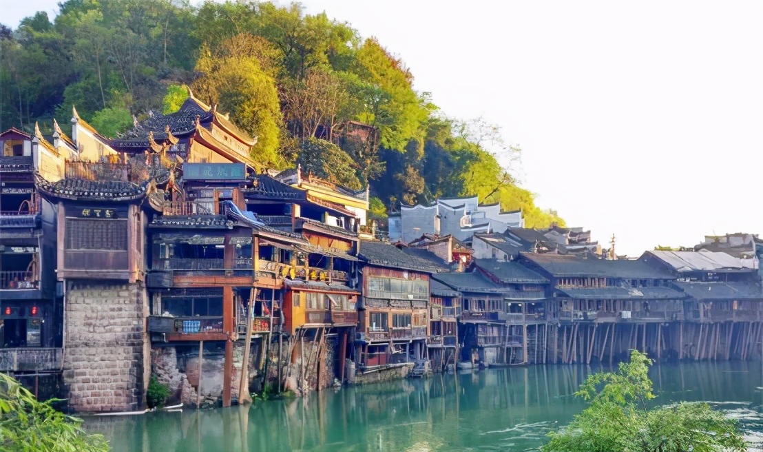 干货教程:如何把一张照片用PS做成漫画风格