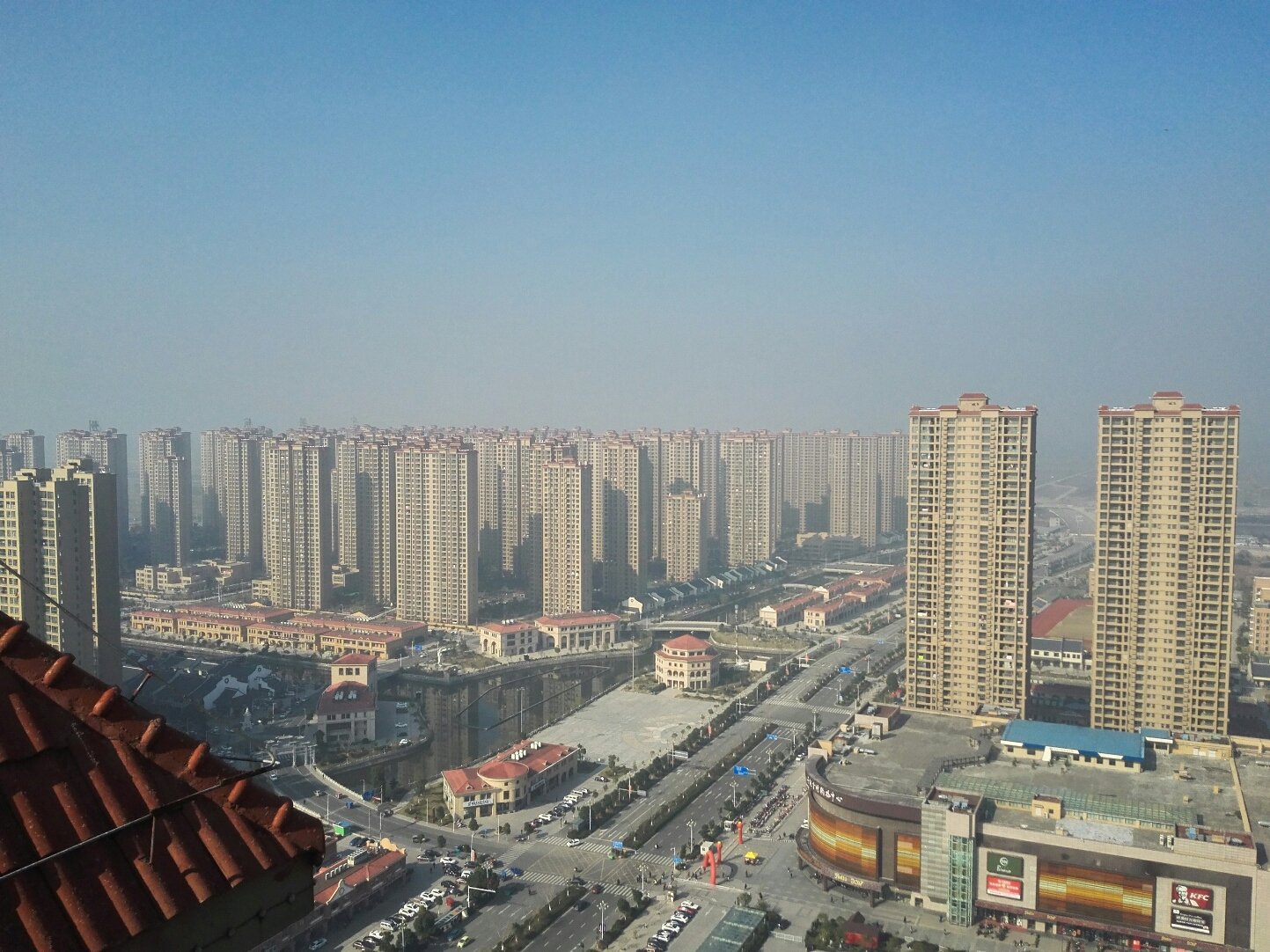 浙江出现一位神秘大佬，身为博士的他被医药改变命运，身价165亿