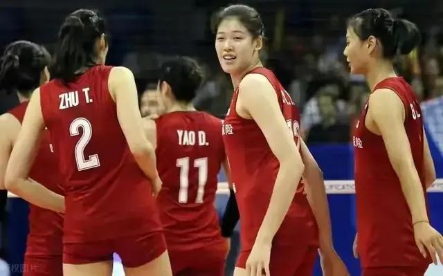 她遇到风霜，仍傲然挺立，含苞待放——笔者眼中的女排队员李盈莹