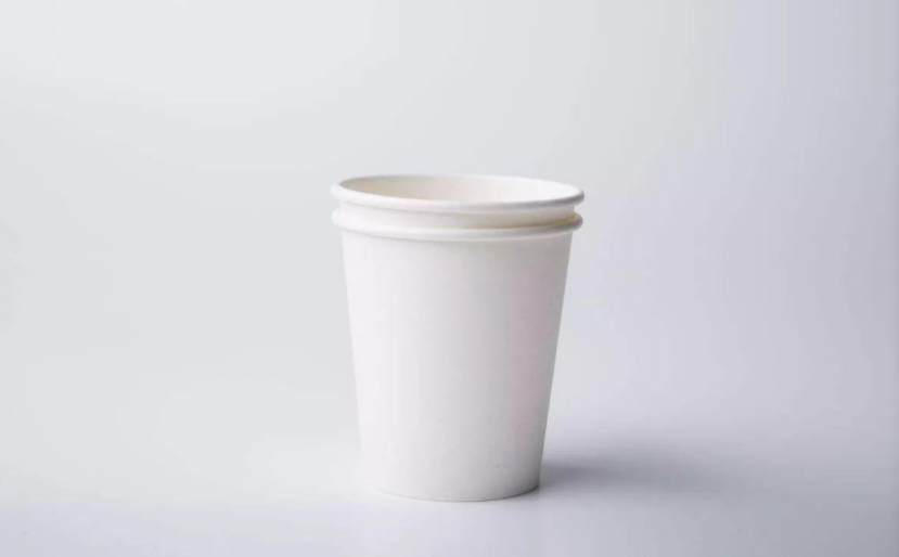 用紙杯喝熱飲，15分鍾釋放幾萬個微塑料顆粒，都進了我們身體