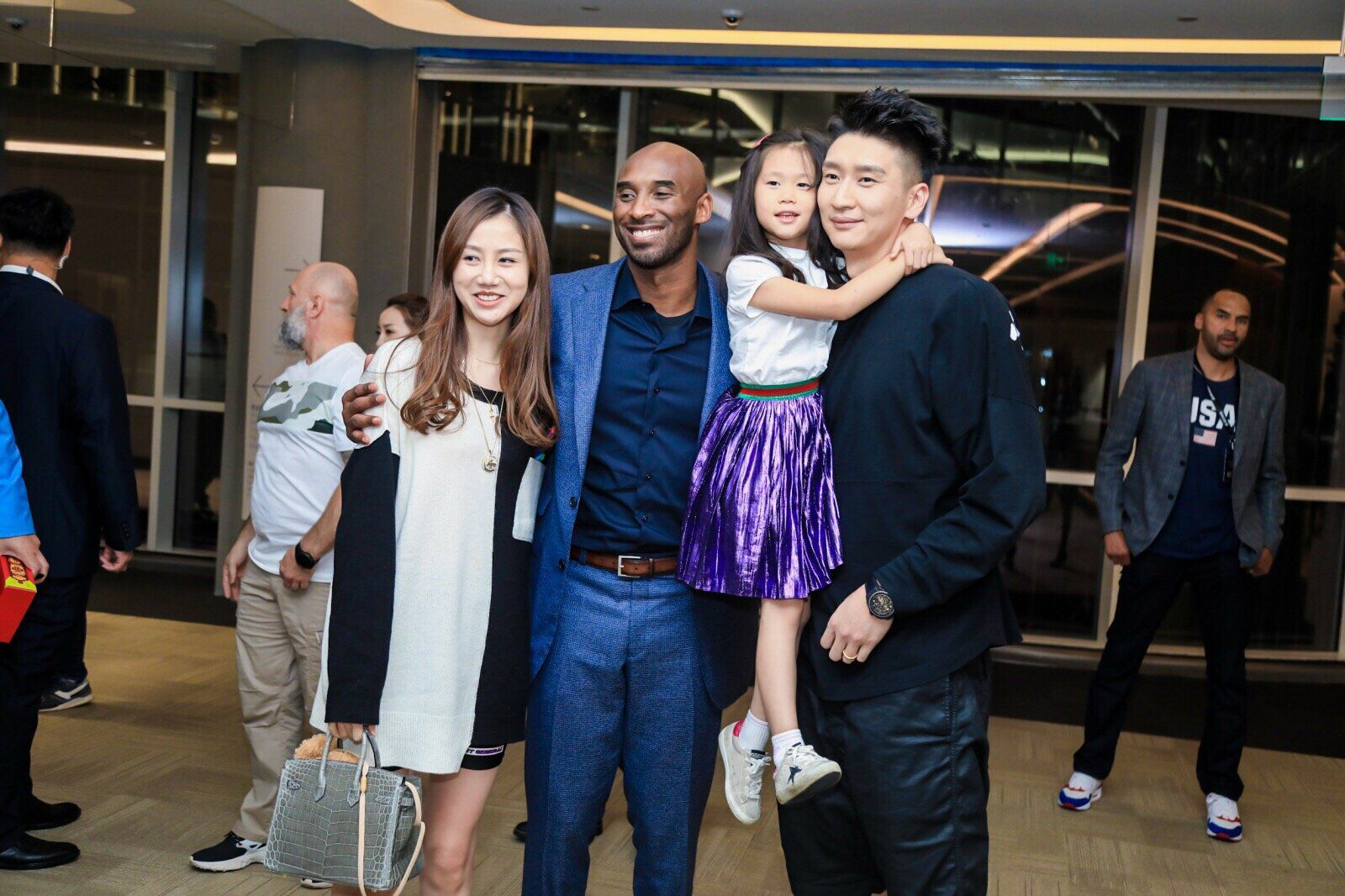 NBA球星中白人老婆与黑人老婆都有哪些优缺点，谁的老婆最美？-第7张图片-大千世界