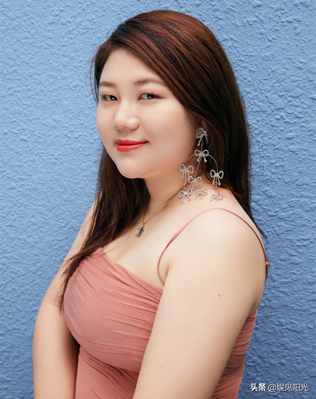 杨天真自嘲“好想活在精修图里”，不过修图师