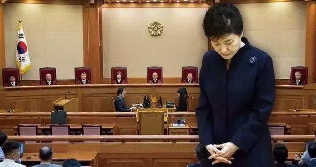 韩国民众的政治洁癖世界闻名， 不信看看韩国总统们的下场