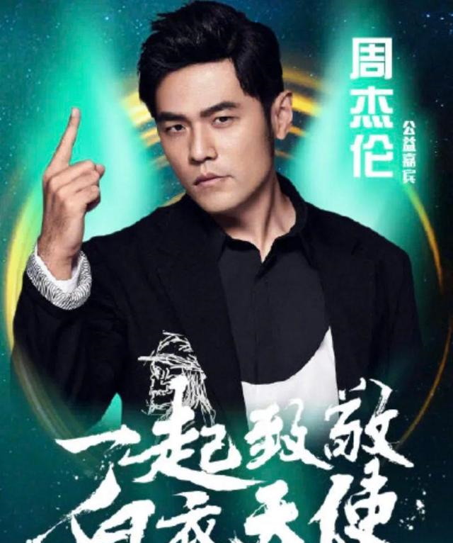 50岁莫文蔚朗诵英文诗致敬白衣天使，网友：不会中文吗？