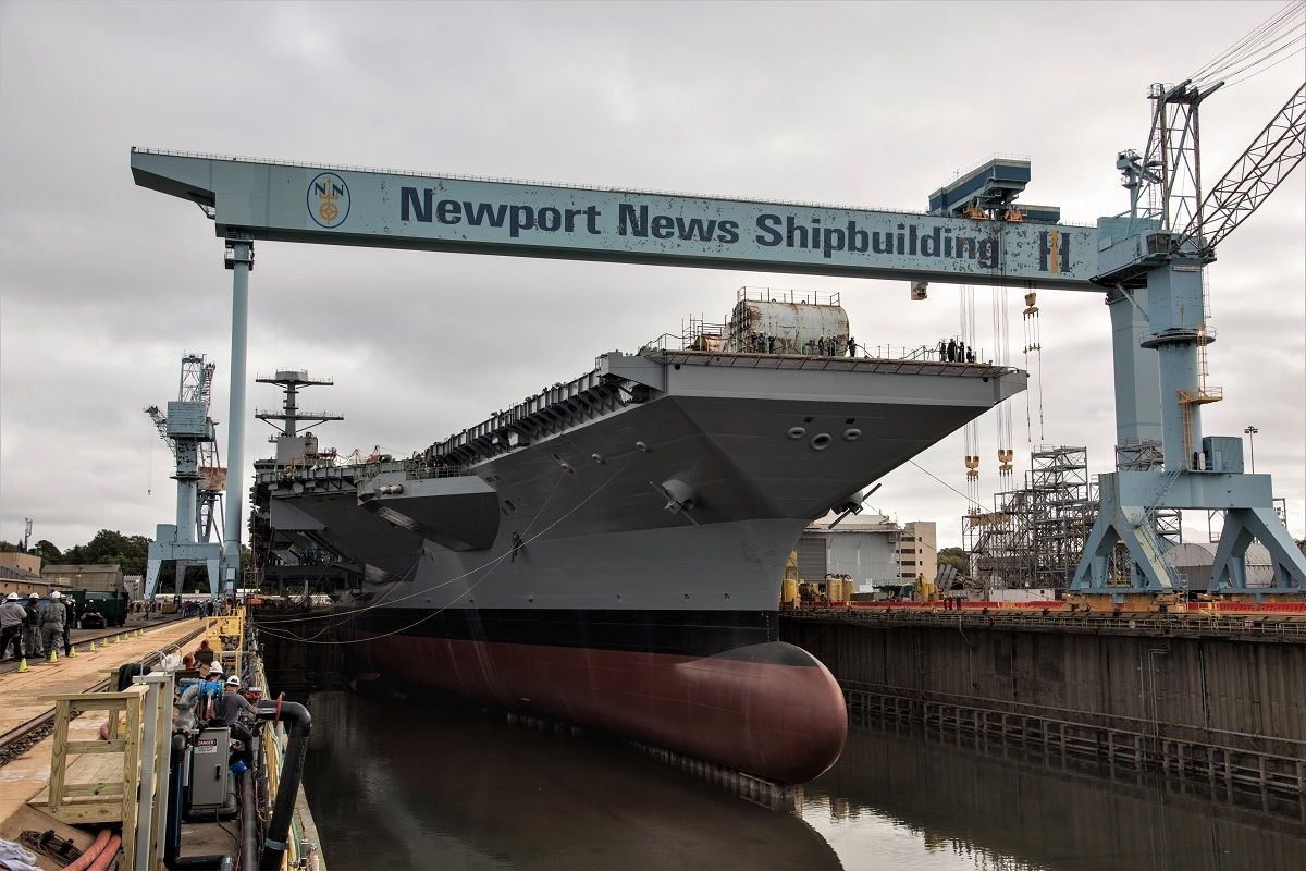 首艘12万吨航母将在美国诞生，配清一色五代机，