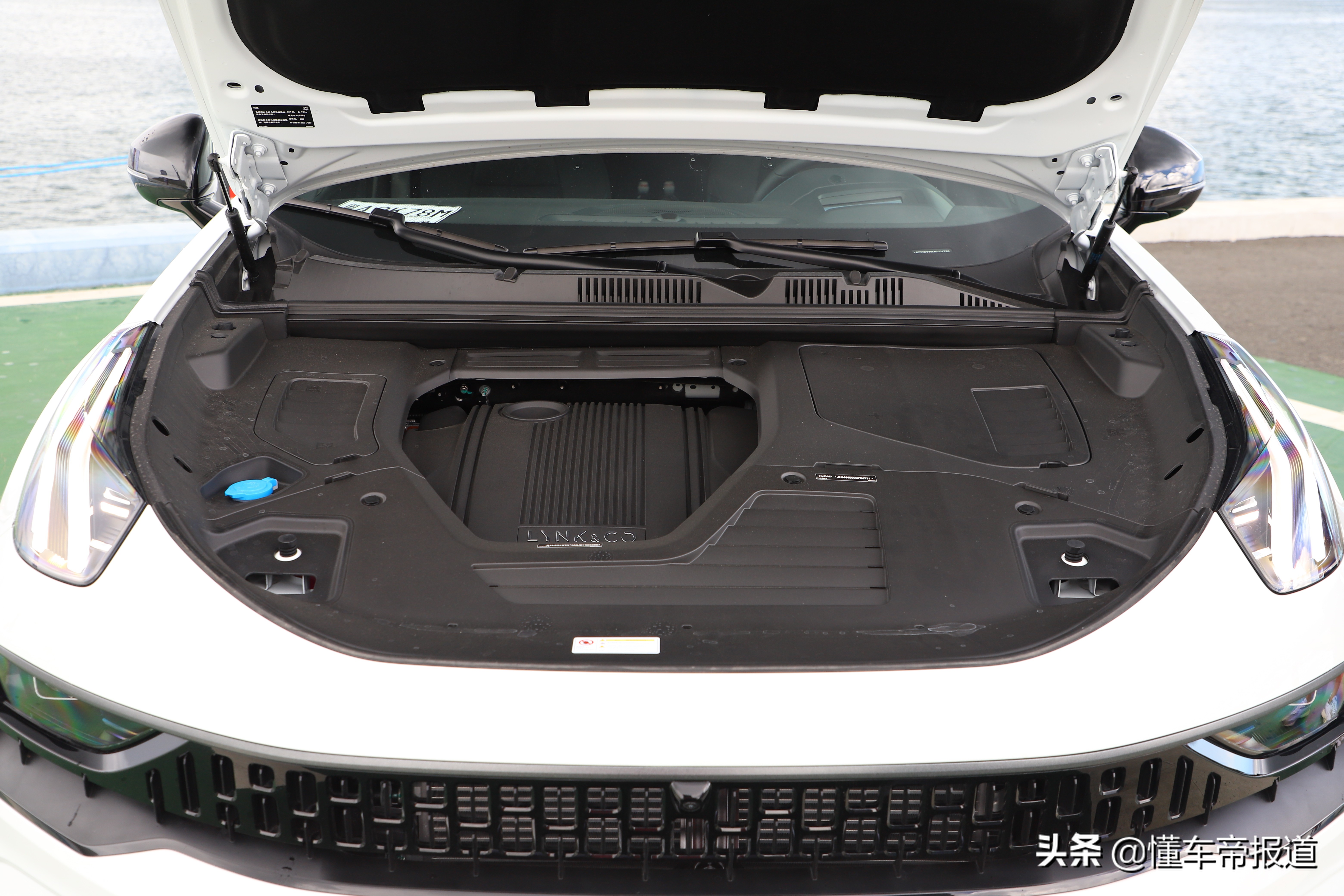 新车|试驾领克05 PHEV，油与电“协同作战”，动力+节能才是硬道理