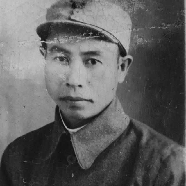 1949年，毛泽民遗骨在新疆乱坟岗被找到，公安巧施妙计让凶手伏法