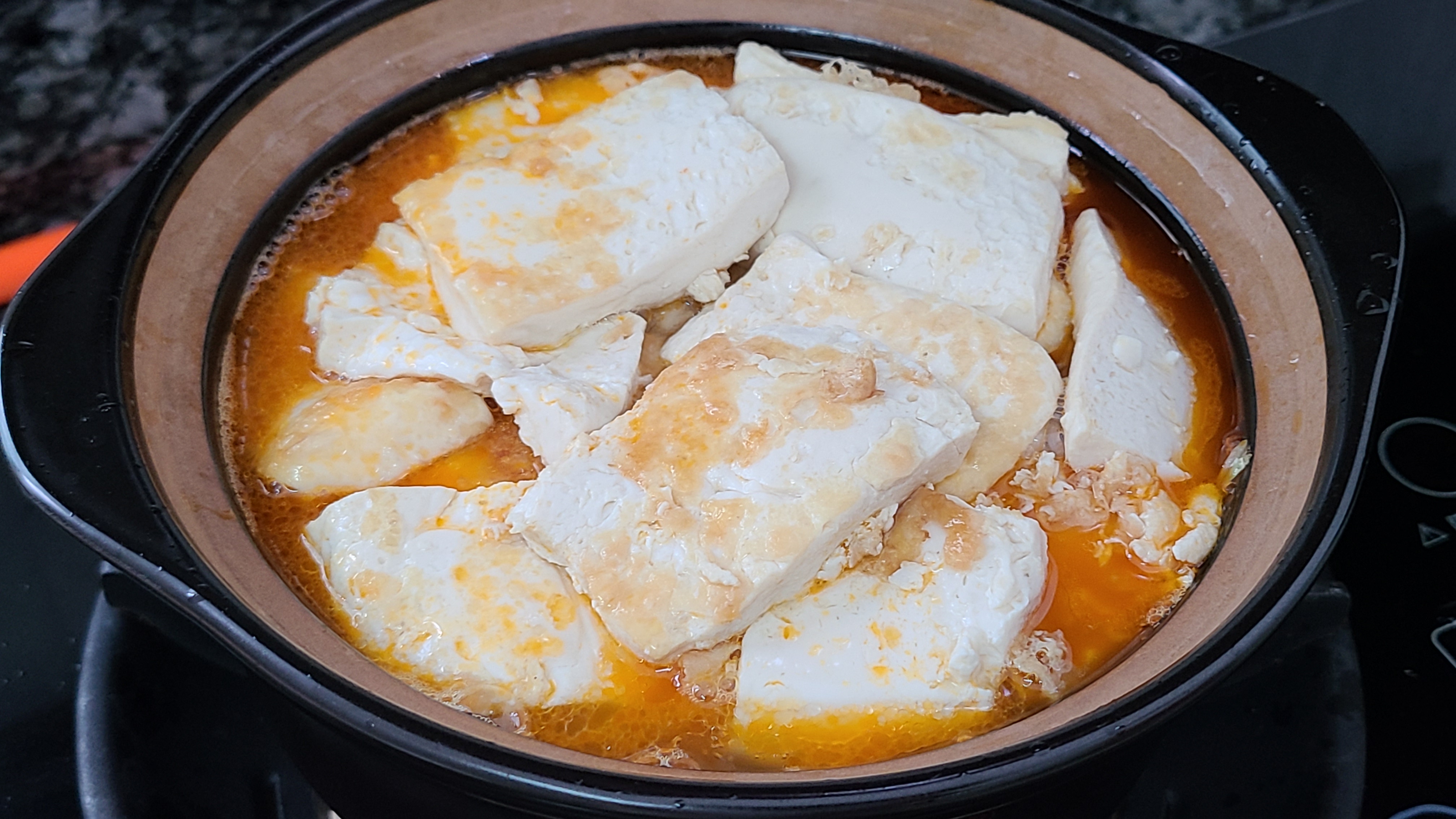 家常版白菜豆腐煲，简单好吃味道棒，天冷吃这道菜正好