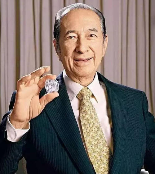 全中国数千万人打麻将，为何只有何鸿燊成了赌王？