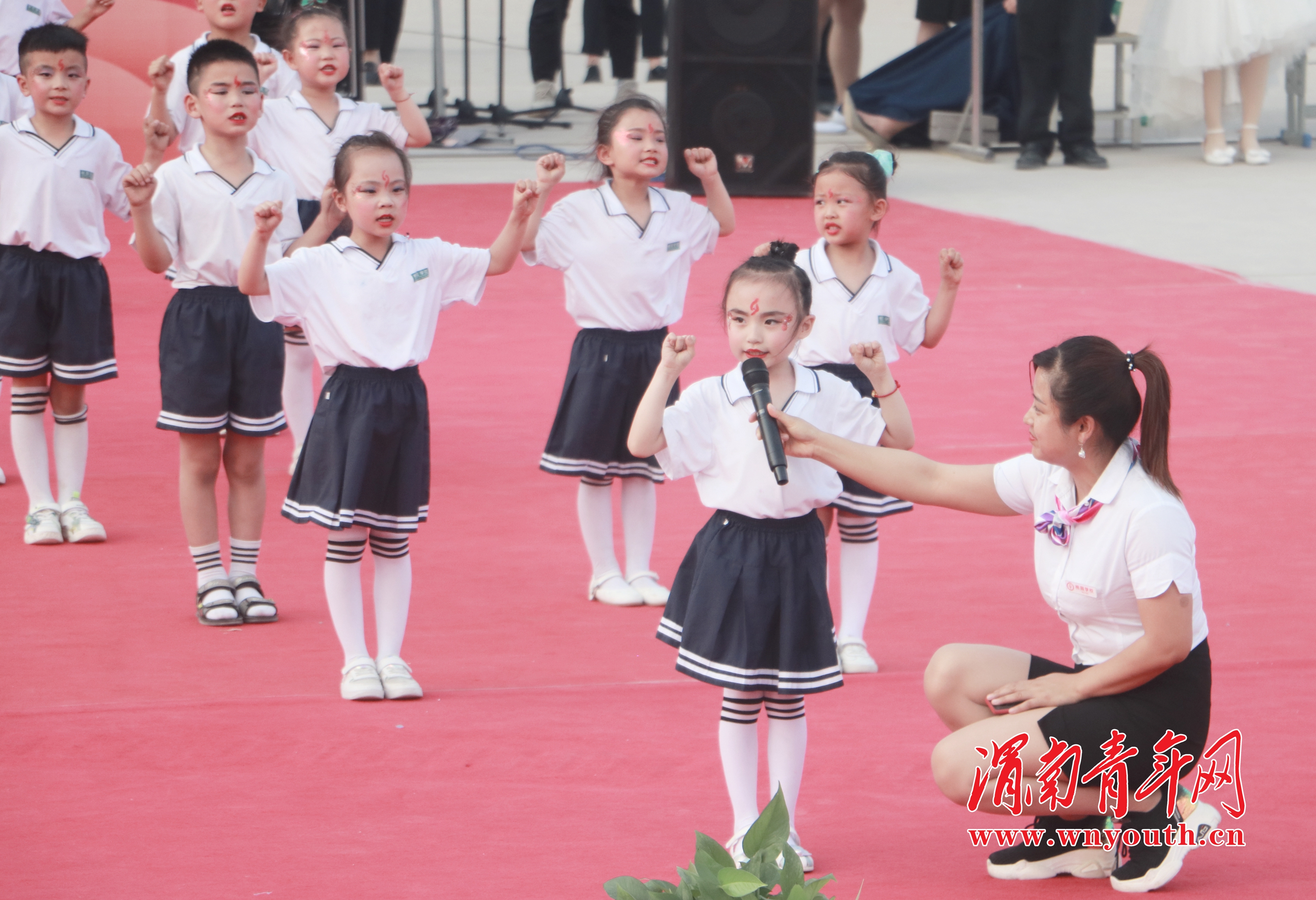 渭南桃园学校怎么样?举办大型文艺汇演(图31)