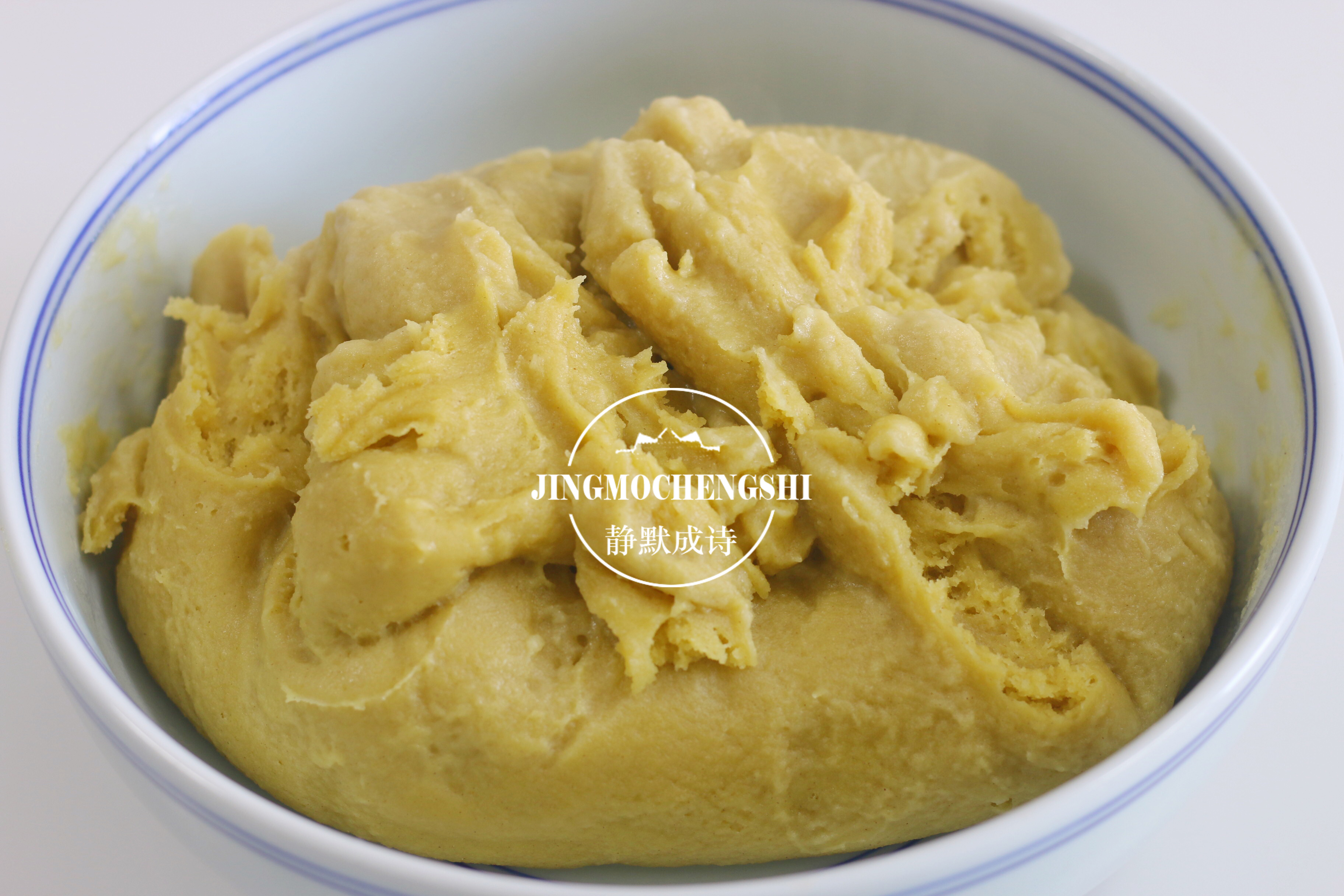 油炸糕的正確做法，不用酵母，不開裂不露餡兒，外酥裡糯吃不夠