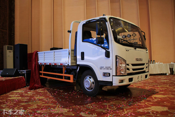 江西五十铃最新国六翼放ec7轻卡平板货车_深圳市宏祥汽车销售服务优惠