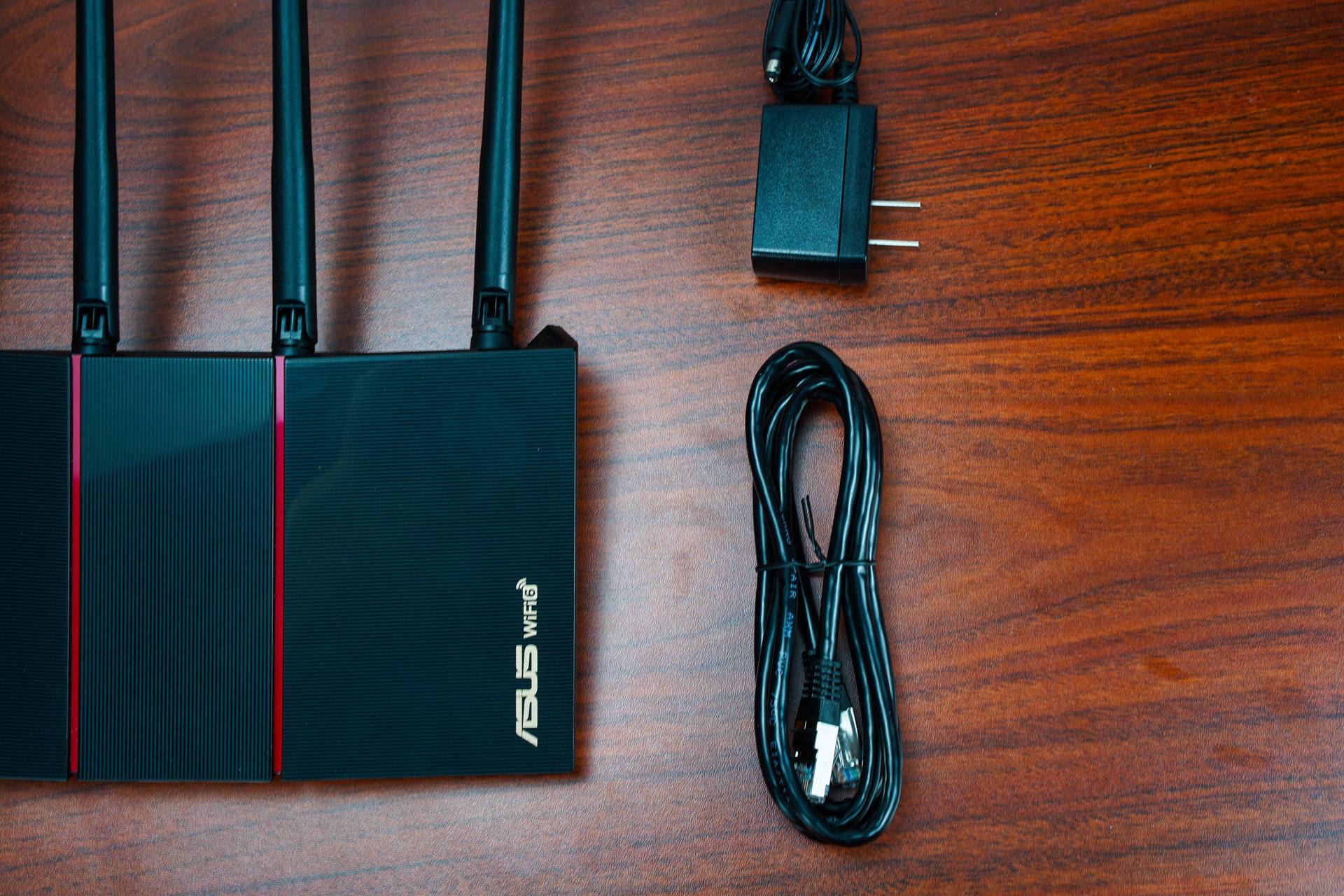 华硕AX56U热血版：全屋无死角，玩游戏还加速