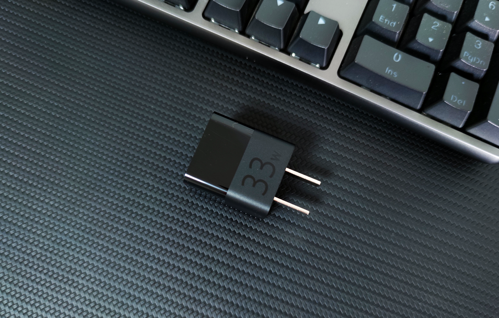 是时候丢掉原装充电器了，33W大功率加持，紫米GaN充电器新品体验