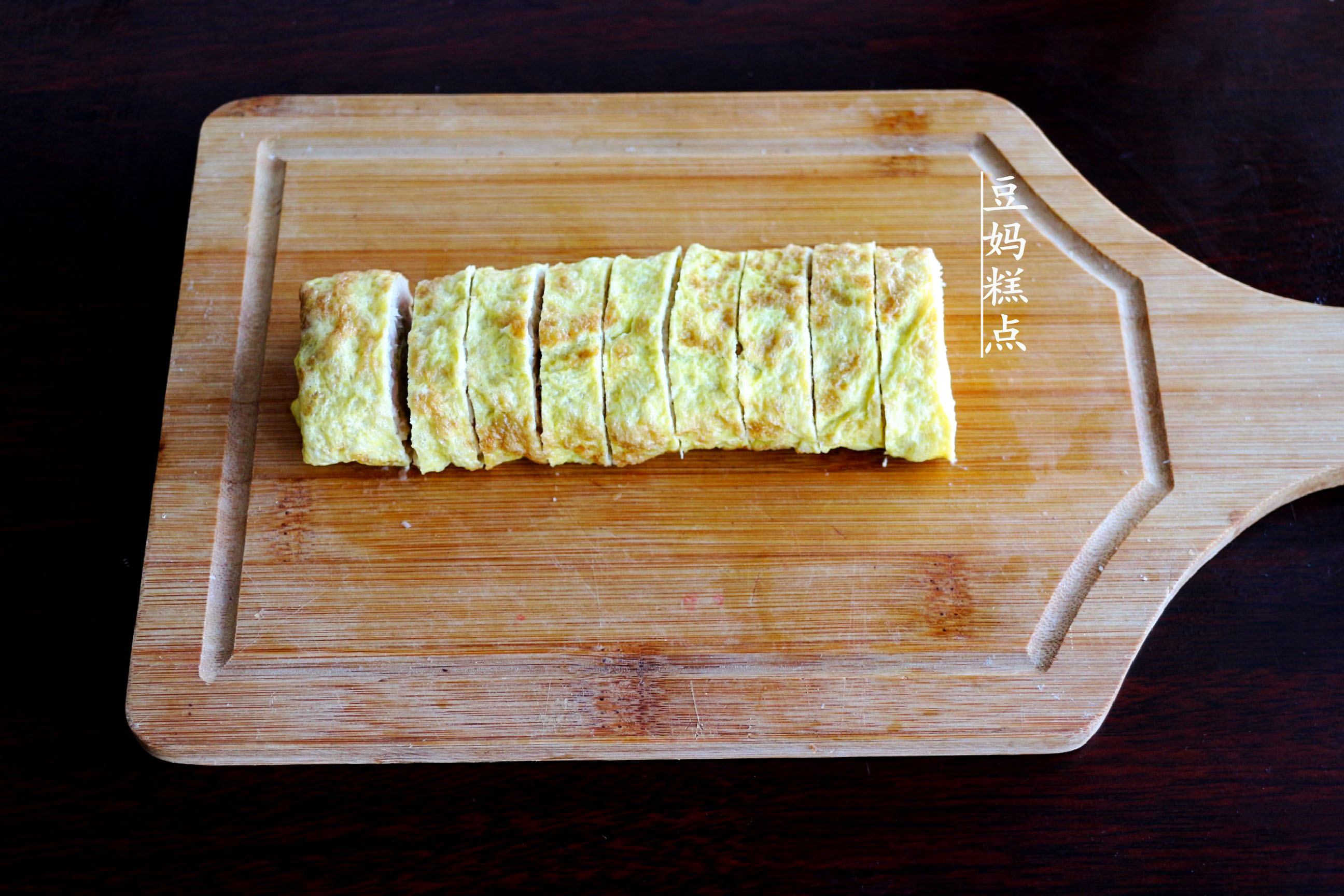 年夜飯壓軸菜，一卷一蒸“蒸蒸日上”，自家吃待客都拿得出手