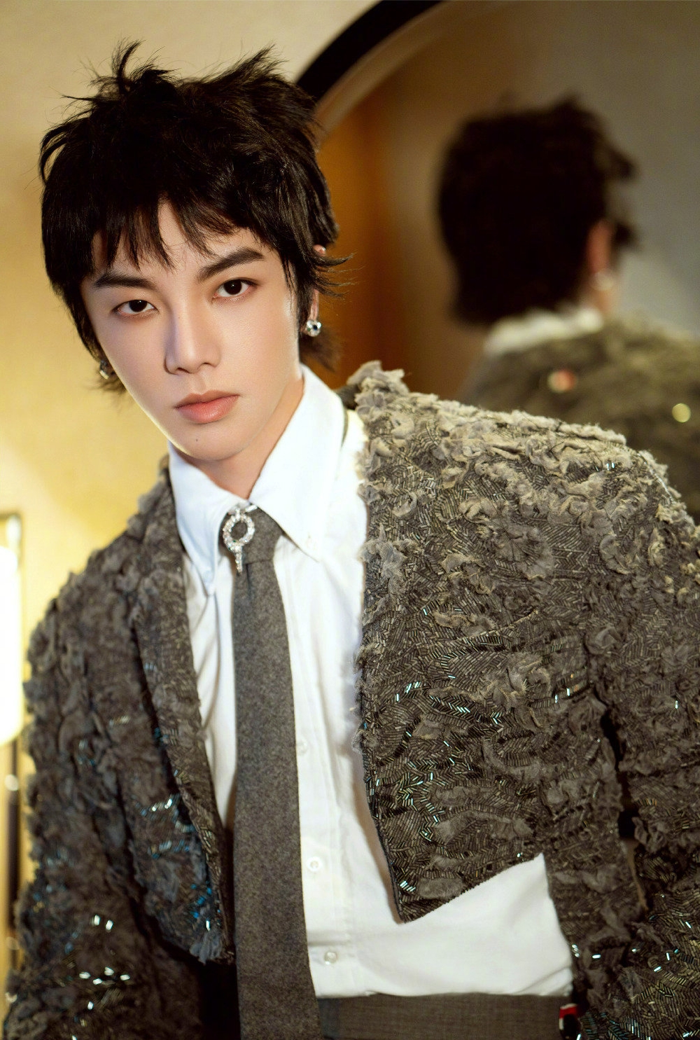 華晨宇承認跟張碧晨生女！ 女方回應：分手後得知懷孕，自己去完成