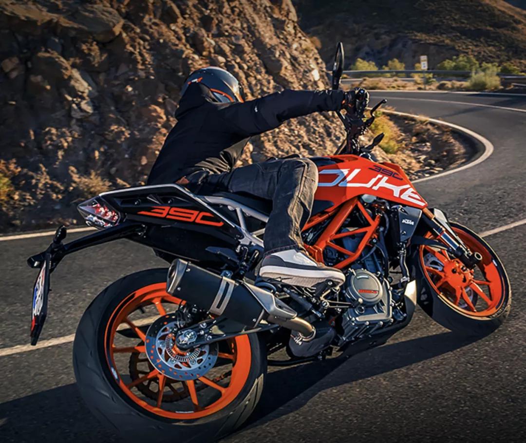 这些5万元的摩托车，让你体验百万级跑车的加速感