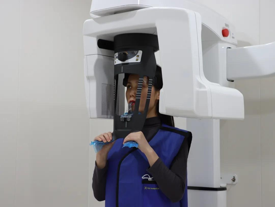 第一届“种牙直播”科普沙龙｜与你共同见证15分钟种牙全过程