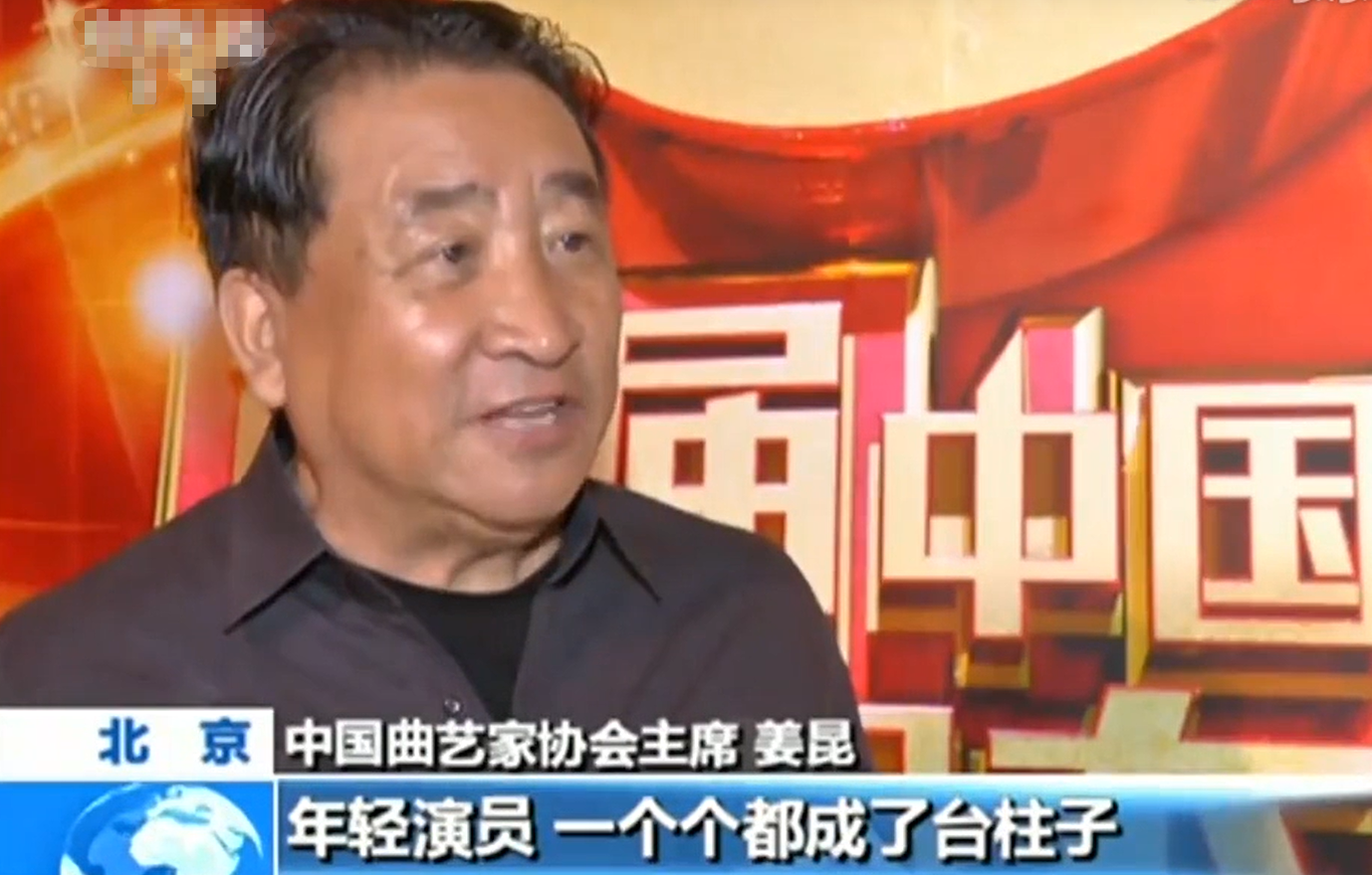 公开叫板郭德纲，暗讽苗阜没文化，交大博士李宏烨现在怎么样了？