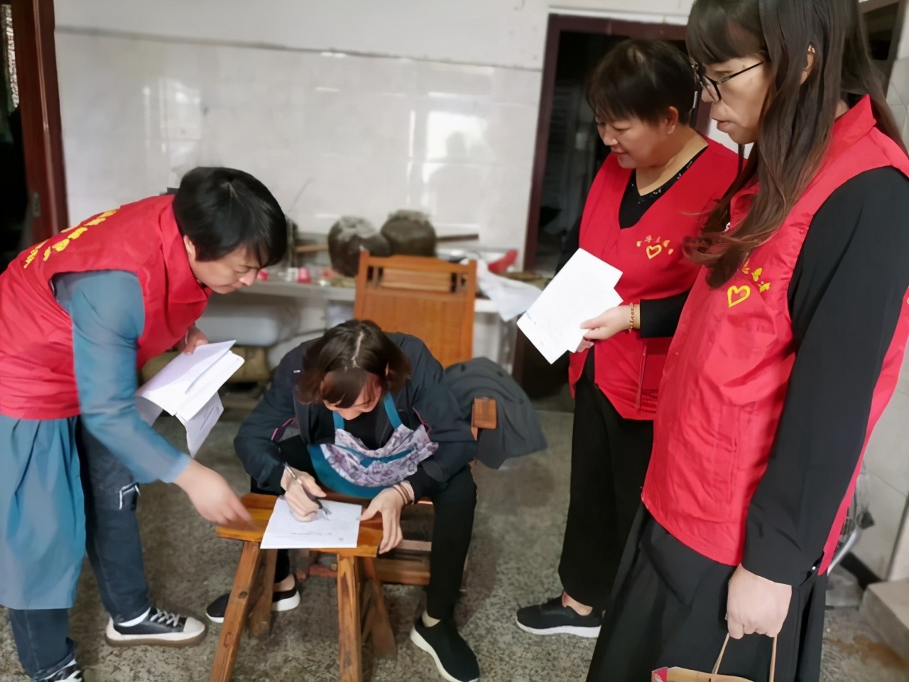 金英勤|新金东人志愿服务队进社区