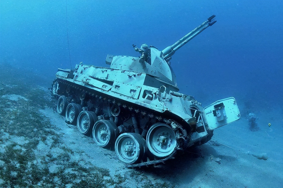 中國坦克被填海又怎麼了？ 看看約旦海底，什麼樣的武器裝備都有